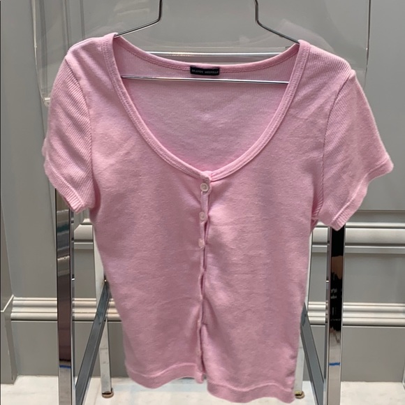 Brandy Melville Tops - BRANDY MELVILLE ZELLY SHORT SLEEVE TOP - PINK